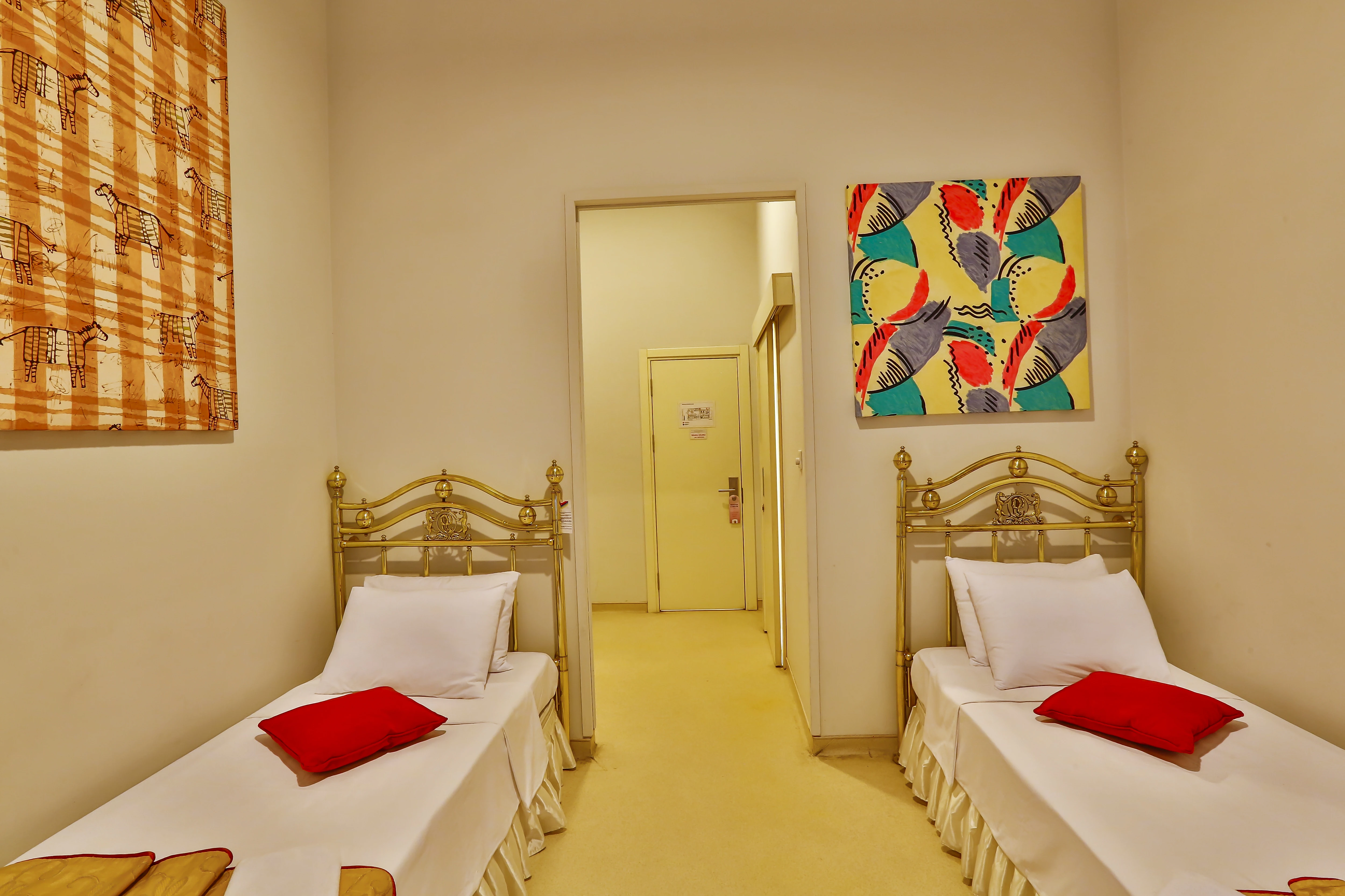 han-ogrenci-evleri-kiz-erkek