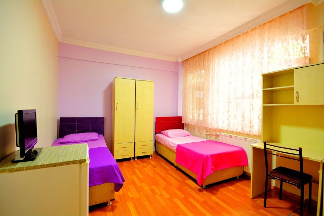 gazi-3-cerrahpasa-kiz-yurdu