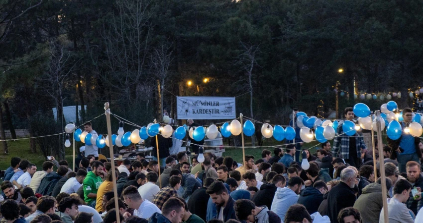 db8daa43-aba4-45b8-a6ff-98f1abacd356