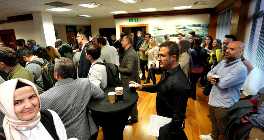 8a0cf7c9-4dfb-4bee-98cb-131974457617